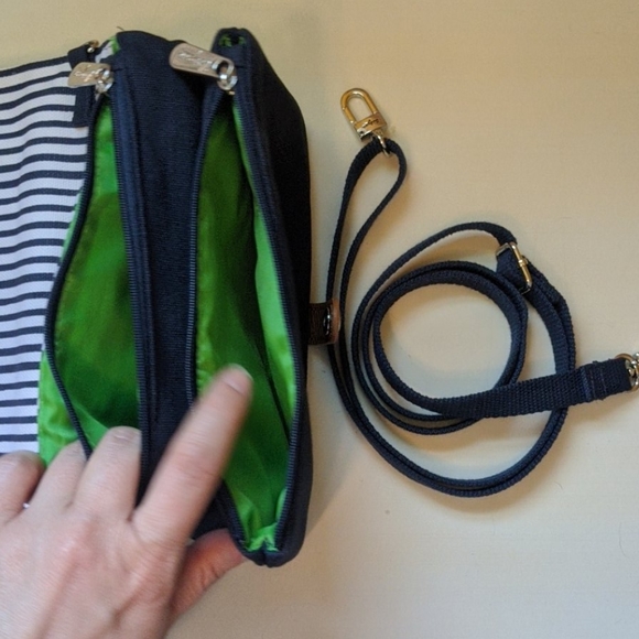 31 Small Purse - Picture 2 of 3